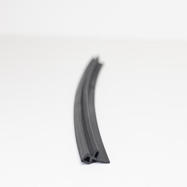 Elyoominiyam Daravaaja Aur Khidakee Seel