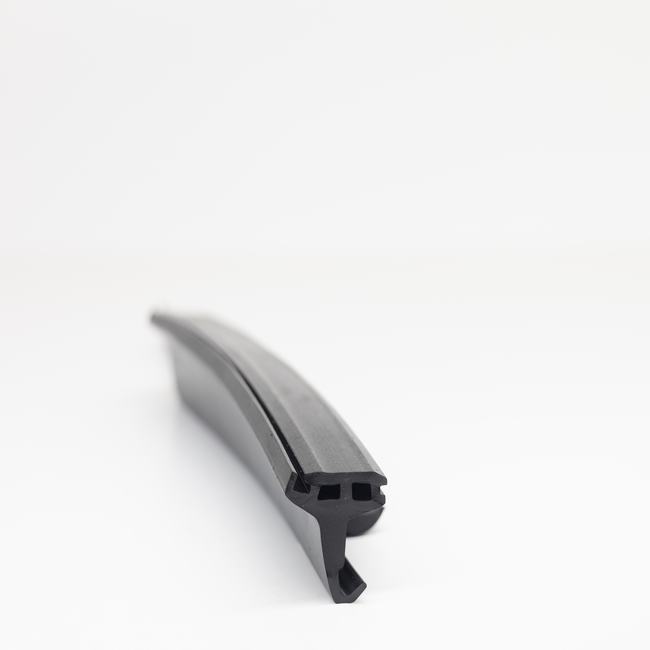 Geraaj Daravaaza Seel